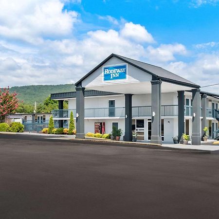 Rodeway Inn Dalton Εξωτερικό φωτογραφία