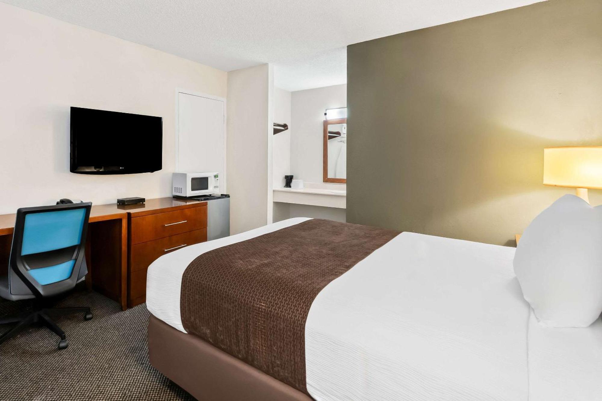 Rodeway Inn Dalton Εξωτερικό φωτογραφία