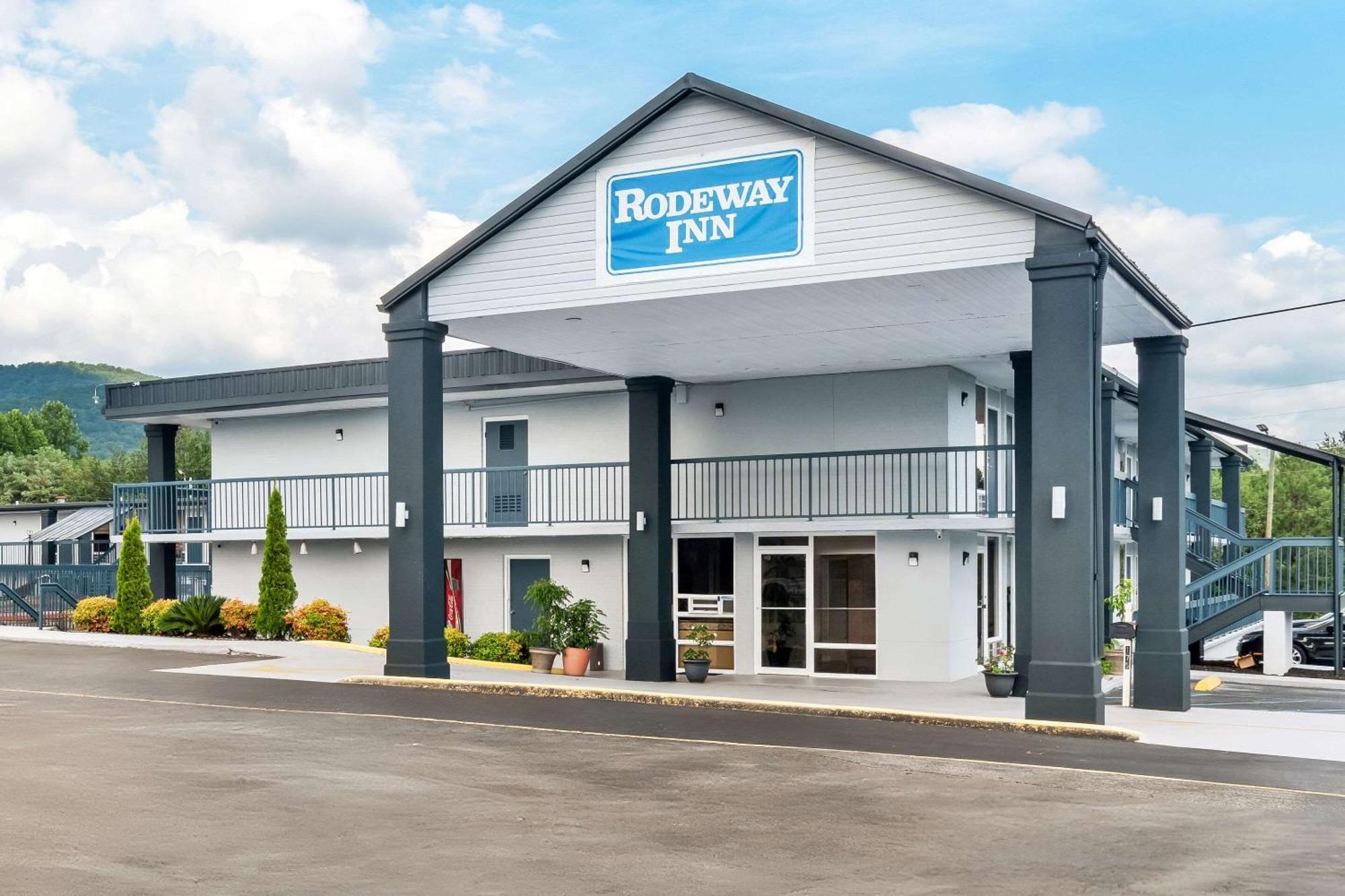 Rodeway Inn Dalton Εξωτερικό φωτογραφία